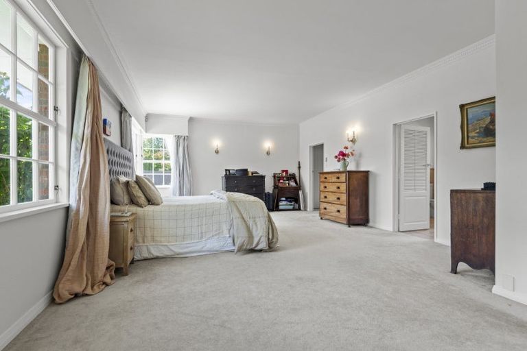 Photo of property in 33 Montgomery Terrace, Hokowhitu, Palmerston North, 4410