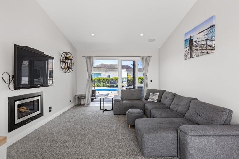 Photo of property in 16 Palm View Terrace, Gulf Harbour, Whangaparaoa, 0930