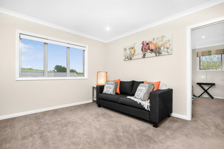 Photo of property in 11 Anselmi Ridge Road, Pukekohe, 2120