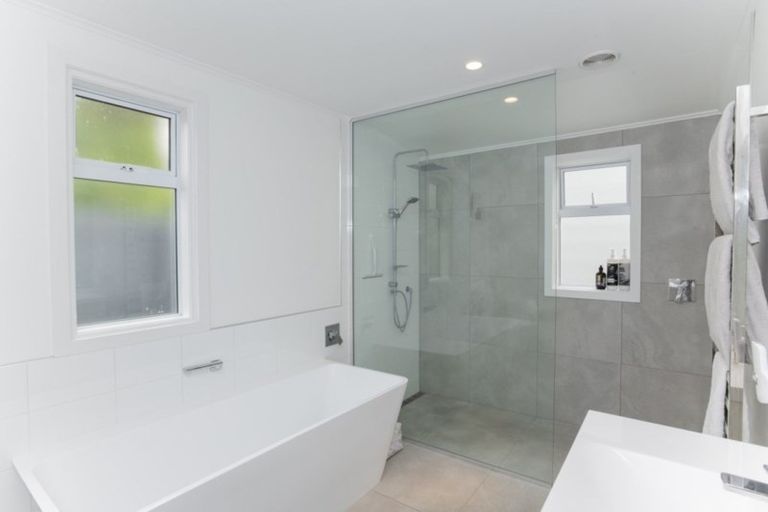 Photo of property in 69 Stout Street, Whataupoko, Gisborne, 4010