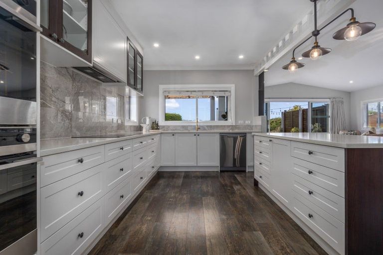 Photo of property in 9 Baxters Rise, Aotea, Porirua, 5024