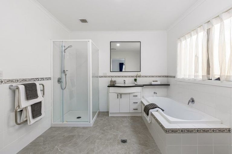 Photo of property in 141a Portage Road, New Lynn, Auckland, 0600