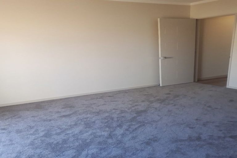 Photo of property in 29 Drumbuoy Drive, Flat Bush, Auckland, 2019