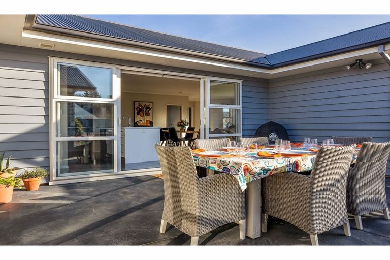 Photo of property in 7 Barnsley Crescent, West Melton, 7618