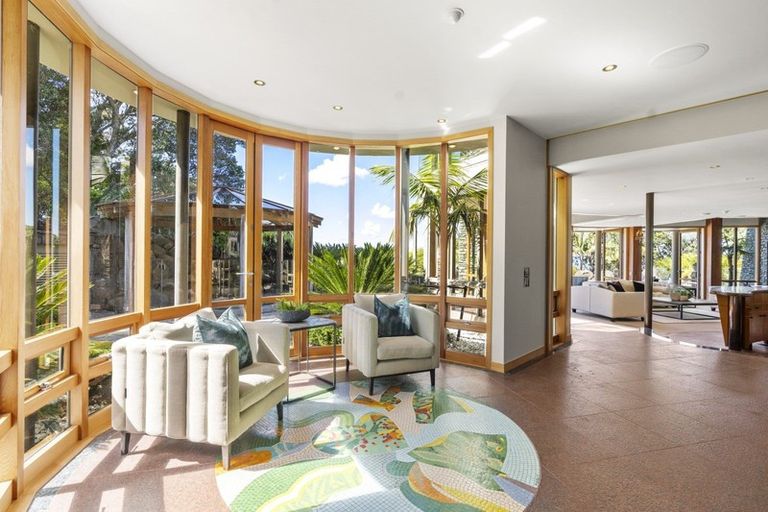 Photo of property in 104 Kauri Road, Laingholm, Auckland, 0604