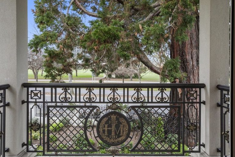 Photo of property in 2 Ayr Street, Riccarton, Christchurch, 8011