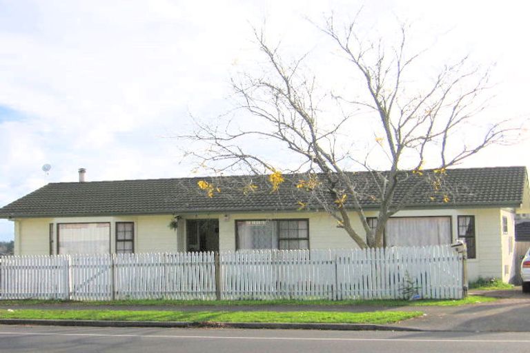 Photo of property in 33 Everglade Drive, Goodwood Heights, Auckland, 2105