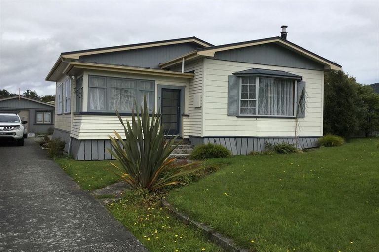 Photo of property in 7 Seddon Street, Runanga, 7803