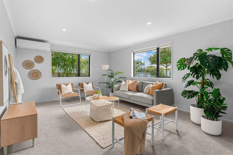 Photo of property in 4 Kowi Lakes Drive, One Tree Point, 0118