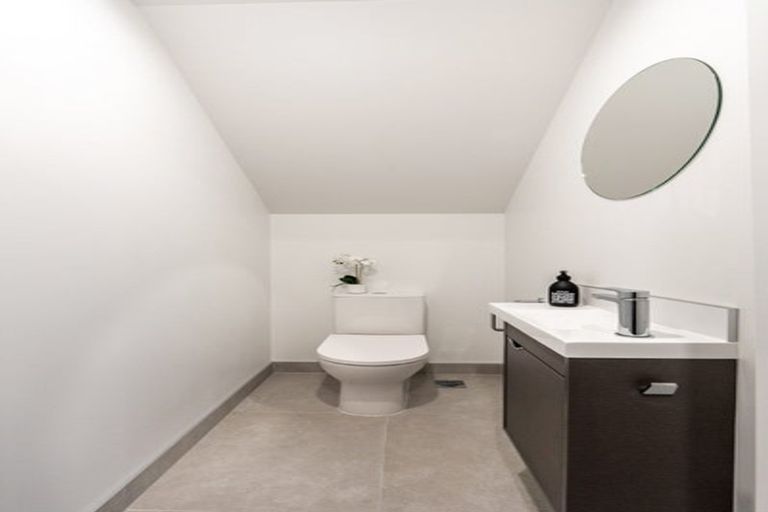 Photo of property in 43 Ngakoro Road, Karaka, Papakura, 2113