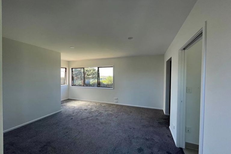 Photo of property in 1425 Whangaparaoa Road, Army Bay, Whangaparaoa, 0930