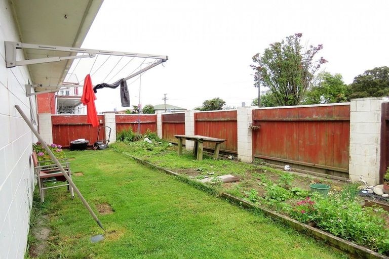 Photo of property in 12c Brougham Street, Westport, 7825