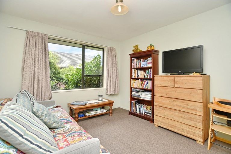 Photo of property in 35 Kingsbury Avenue, Rangiora, 7400