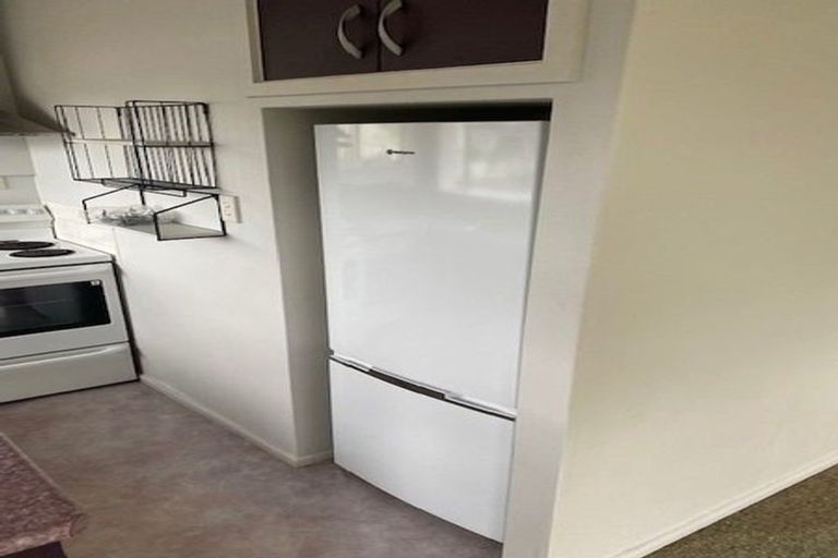 Photo of property in 8b Beauchamp Street, Tawa, Wellington, 5028