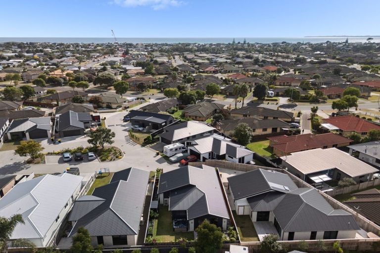 Photo of property in 9 Maara Close, Papamoa Beach, Papamoa, 3118