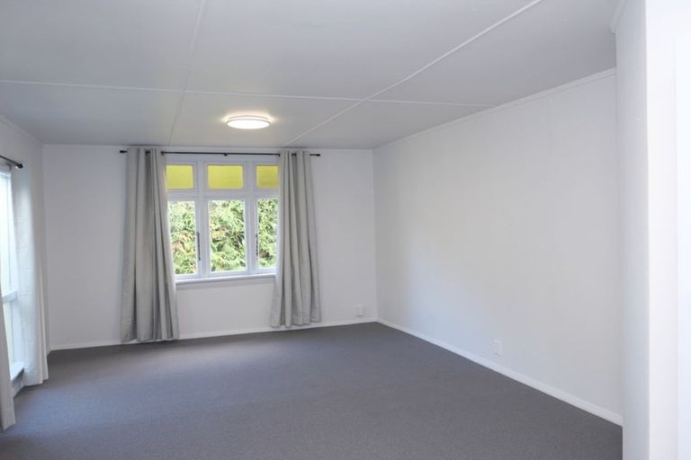 Photo of property in 88 Amohia Street, Paraparaumu, 5032