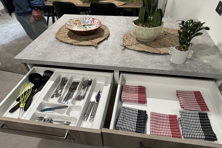 Photo of property in 17 Shearer Avenue, Papanui, Christchurch, 8052