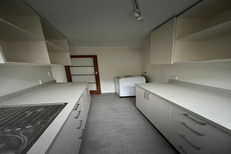 Photo of property in 64 Raroa Road, Kelburn, Wellington, 6012