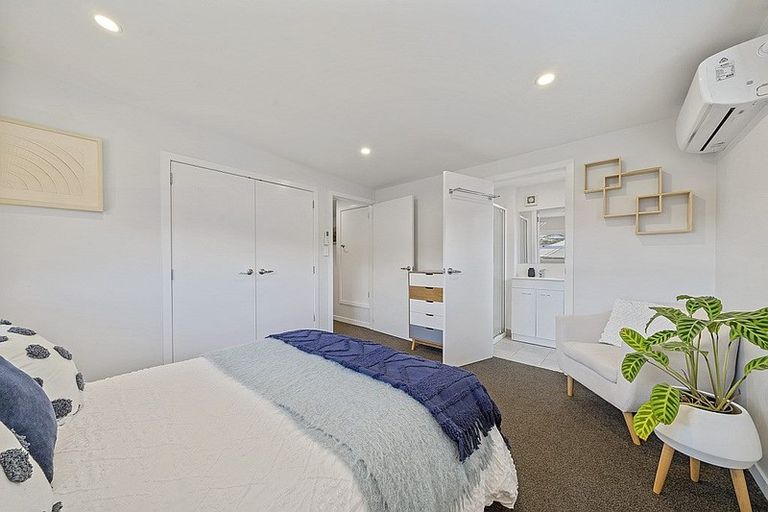 Photo of property in 5b Ryan Grove, Tawa, Wellington, 5028