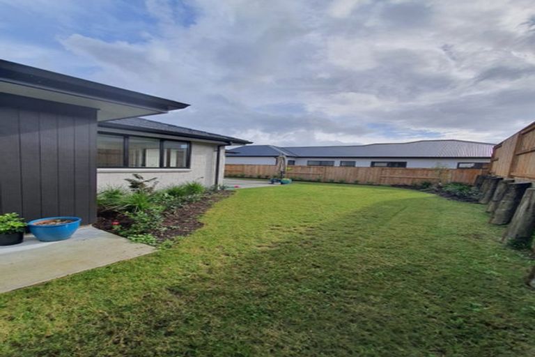 Photo of property in 49b Western Avenue, Omokoroa, 3172