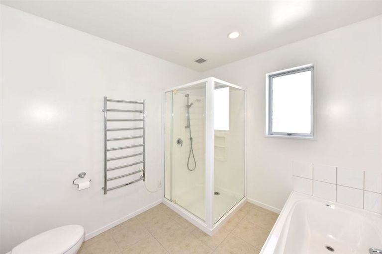 Photo of property in 56c Brockworth Place, Riccarton, Christchurch, 8011