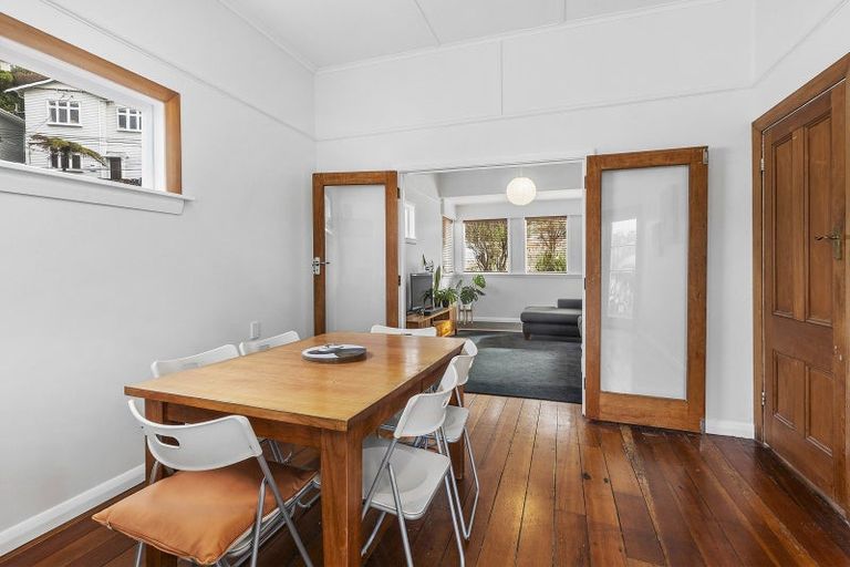 Photo of property in 16 Charlotte Avenue, Brooklyn, Wellington, 6021