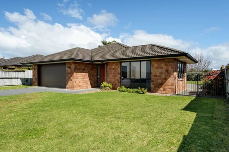 Photo of property in 7 Waterside Drive, Pyes Pa, Tauranga, 3112