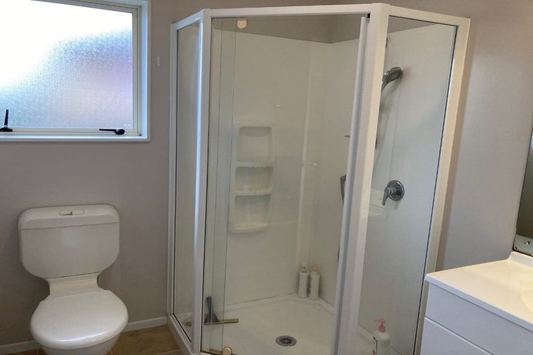 Photo of property in 41 Erlestoke Crescent, Churton Park, Wellington, 6037