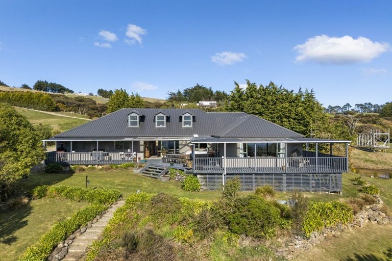 Photo of property in 195 Purakaunui Road, Mihiwaka, Port Chalmers, 9081