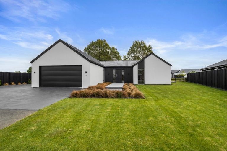 Photo of property in 6 Loch Green, Huntingdon, Ashburton, 7774