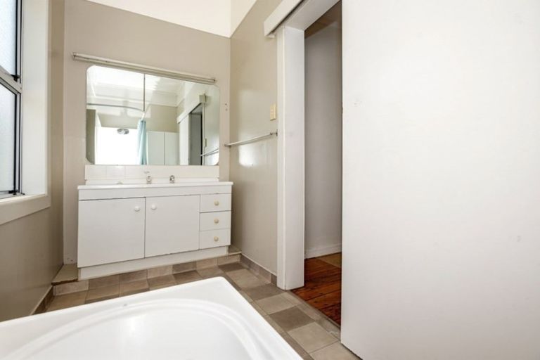 Photo of property in 96 Lytton Road, Te Hapara, Gisborne, 4010