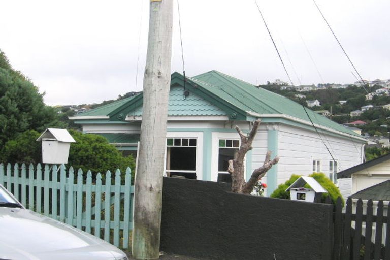 Photo of property in 16 Harrison Street, Brooklyn, Wellington, 6021