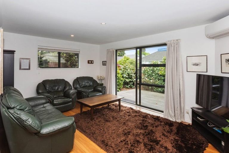 Photo of property in 49 Wainui Street, Riccarton, Christchurch, 8041