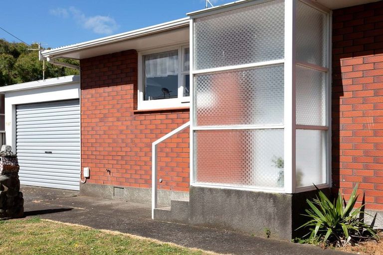 Photo of property in 67 Young Street, New Plymouth, 4310