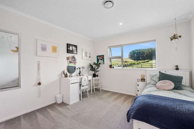 Photo of property in 53b Russell Road, Wainui, Silverdale, 0992