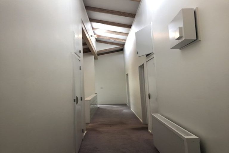 Photo of property in 949 East Coast Road, Torbay, Auckland, 0630