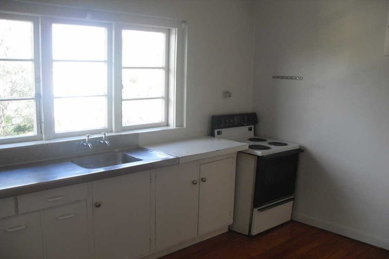 Photo of property in 10 Masters Avenue, Hillcrest, Hamilton, 3216