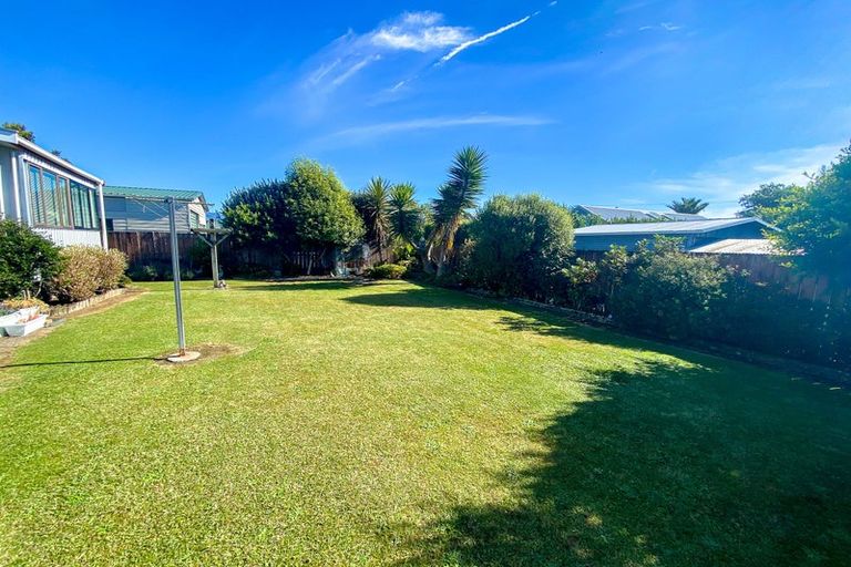 Photo of property in 12 Sunbelt Crescent, Takaka, 7110