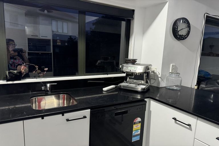 Photo of property in 21a Rimmington Drive, Hamilton Lake, Hamilton, 3204