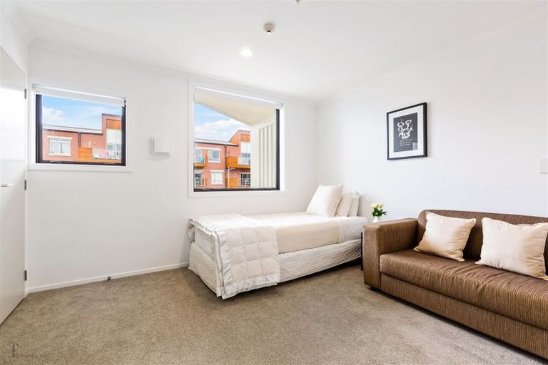 Photo of property in 4c Harakeke Road, Hobsonville, Auckland, 0618