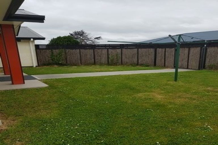 Photo of property in 14 Wallingford Road, Temuka, 7920