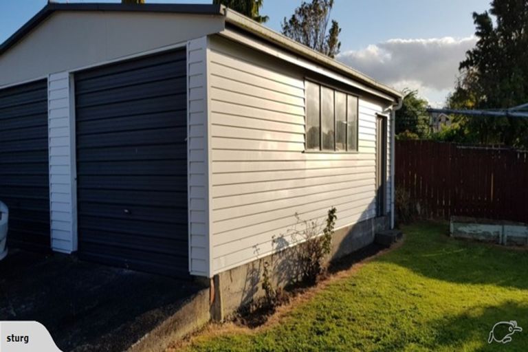 Photo of property in 13 Manapouri Place, Glenview, Hamilton, 3206