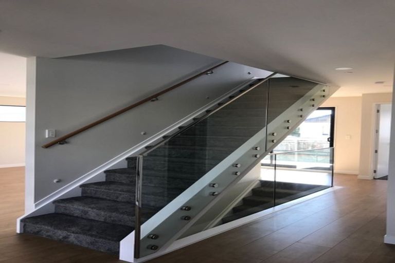 Photo of property in 21c Roseberry Avenue, Birkenhead, Auckland, 0626