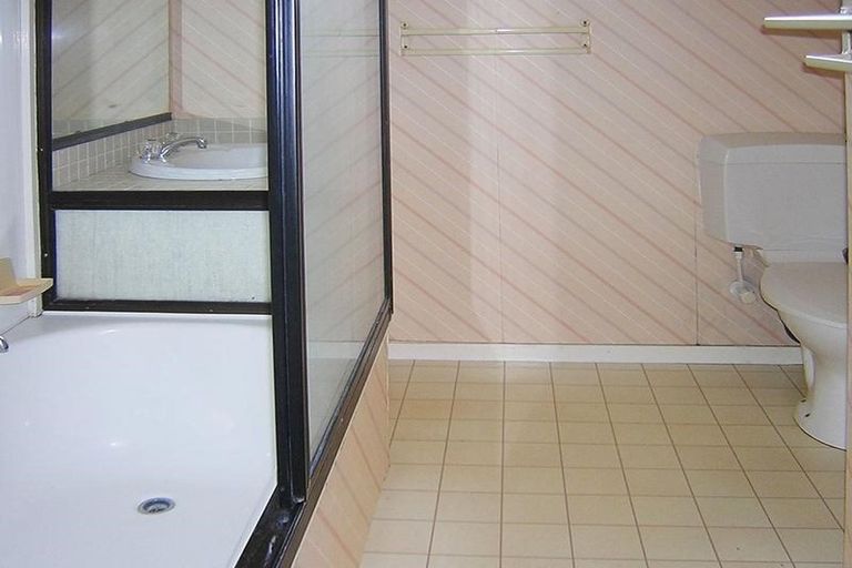 Photo of property in 3/86 Howe Street, Howick, Auckland, 2014