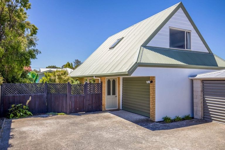 Photo of property in 99 Malcolm Avenue, Beckenham, Christchurch, 8023