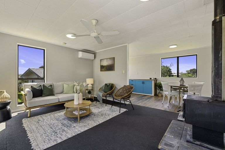 Photo of property in 41 Sunline Place, Ngongotaha, Rotorua, 3010