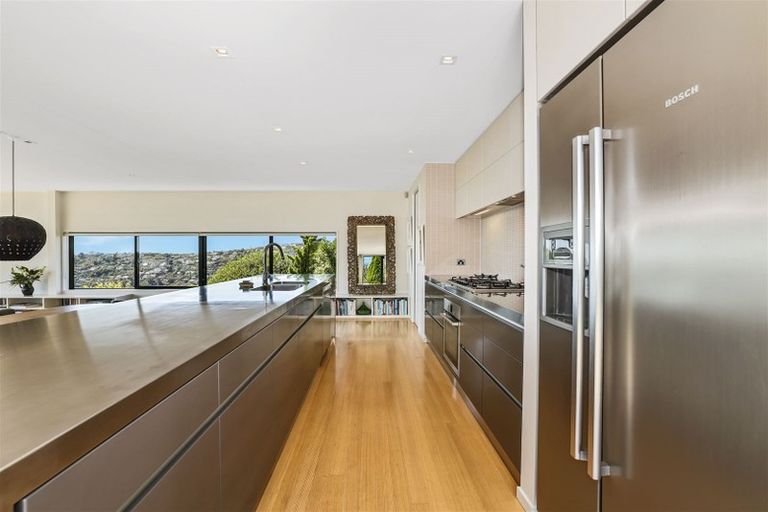 Photo of property in 130 Richmond Hill Road, Richmond Hill, Christchurch, 8081