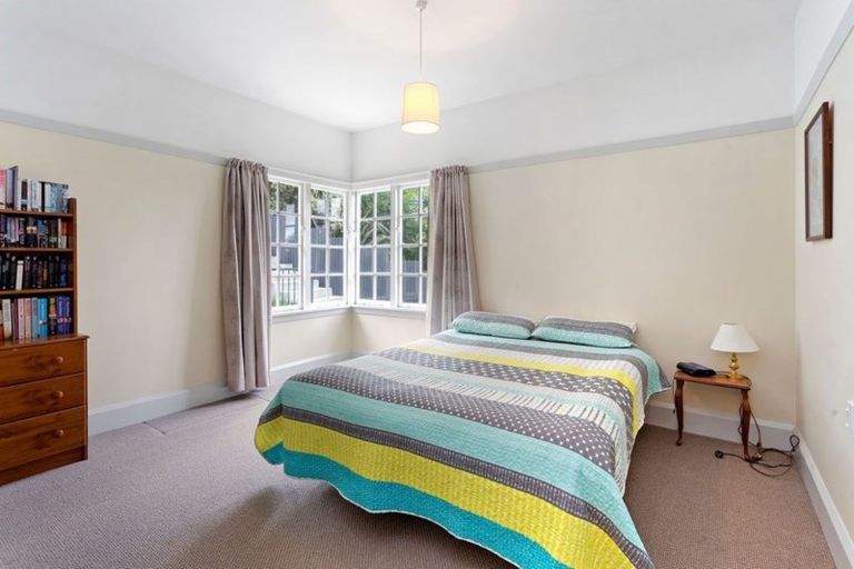 Photo of property in 6 Dudley Road, Lyttelton, 8082