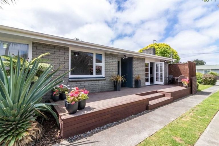 Photo of property in 71 Mooray Avenue, Bishopdale, Christchurch, 8053