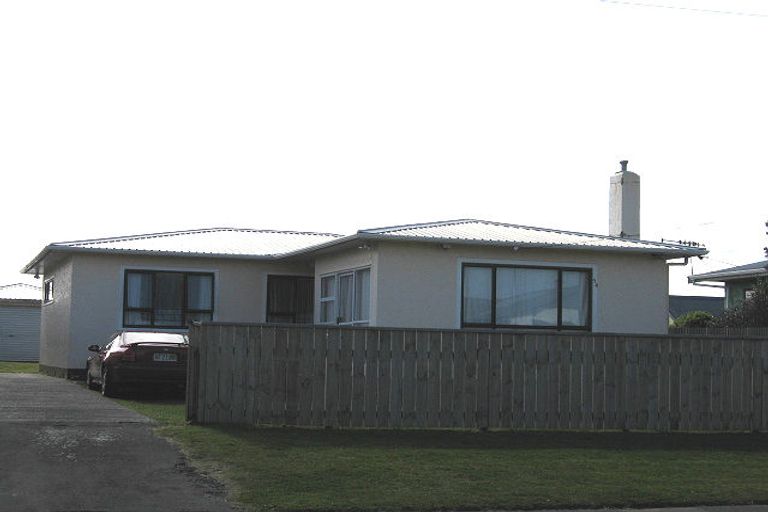 Photo of property in 54 Matai Street, Castlecliff, Whanganui, 4501